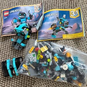 LEGO Creator 3-in-1 Turquoise and Black Building Set
